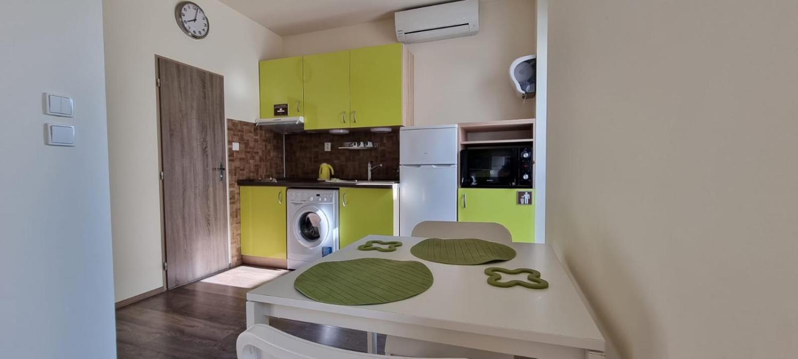 Apartman Panorama สตูโรโว ภายนอก รูปภาพ